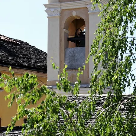 Palazzo Dei Leoni Ameno
