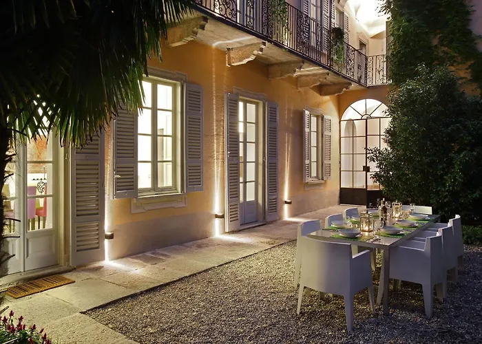 Palazzo Dei Leoni Villa Ameno